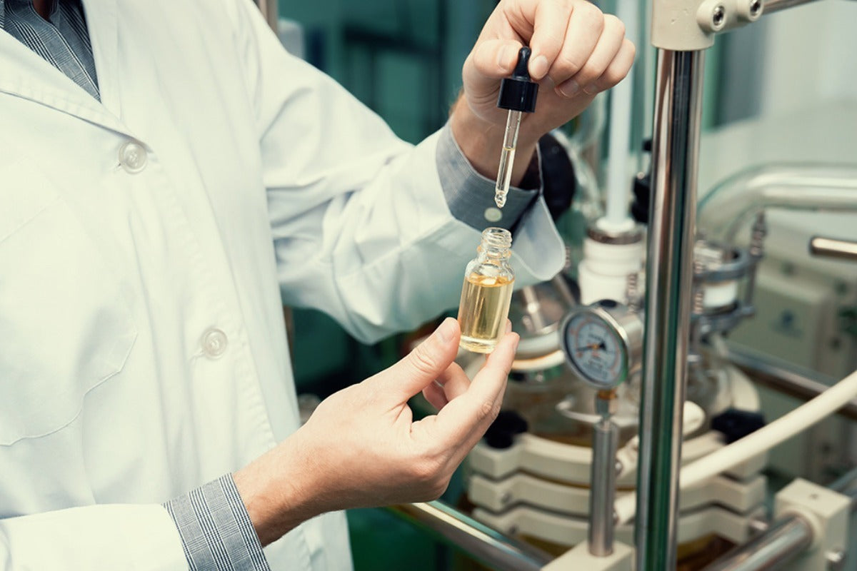 synthetic delta-9 thc in laboratory
